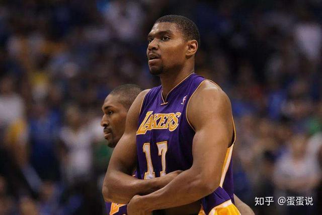 记者调查詹姆斯直升机协议引发多位NBA老板关注